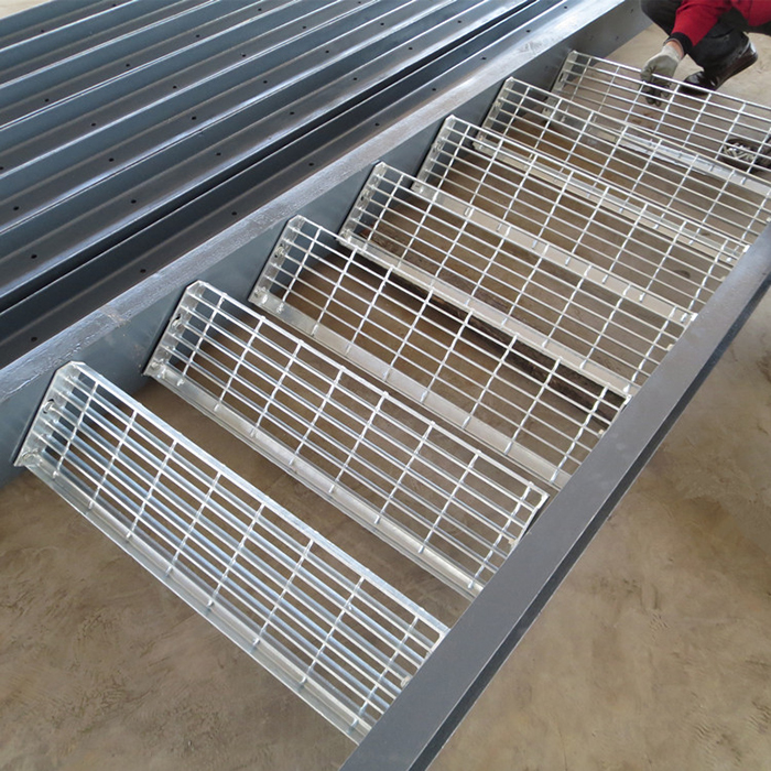 楼梯踏步钢格栅
